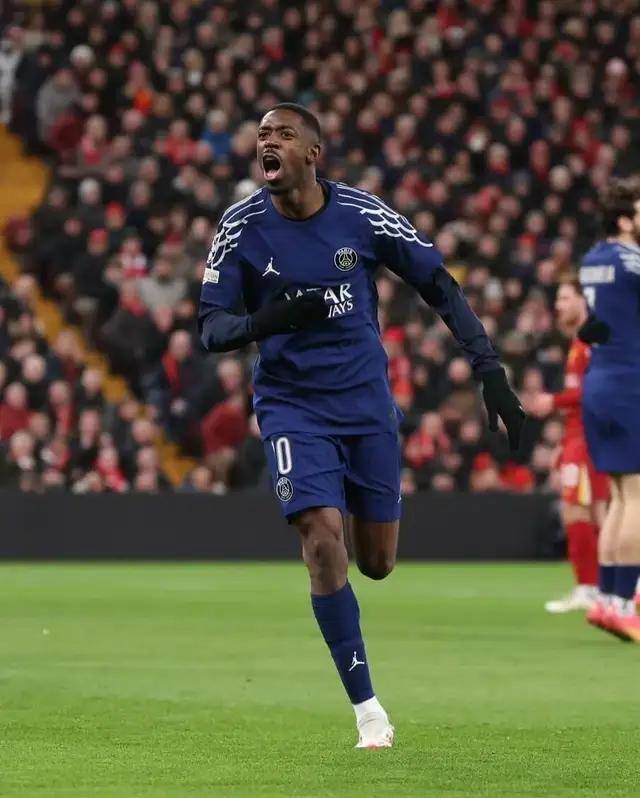 法甲-巴黎VS尼斯：自毁长城，三冠王还能卫冕吗？